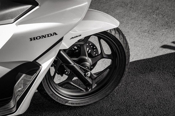 Tin xe hot 2/2: Honda sắp ra mắt ‘bom tấn’ xe ga ngang tầm Air Blade với giá mềm, có ABS như SH