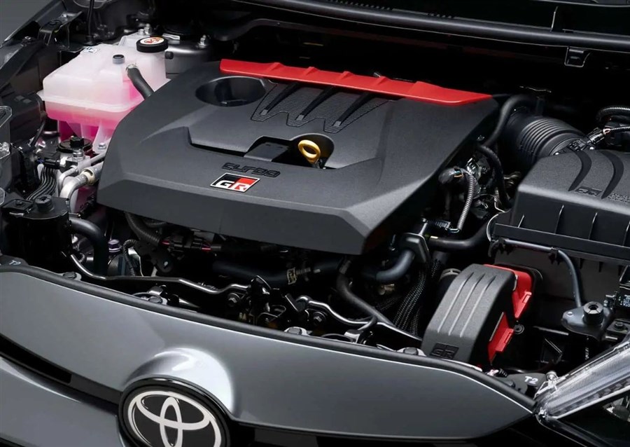Ngược dòng xu hướng, Toyota xác nhận đang phát triển động cơ đốt trong mới