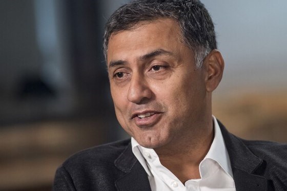 CEO trở thành tỷ phú sau ngày nhận lương