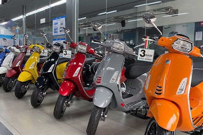 Thị trường xe máy cận Tết: Đồng loạt giảm giá, sức mua vẫn yếu