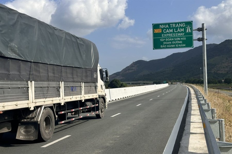 Sớm nâng tốc độ xe trên cao tốc lên 90 km/h