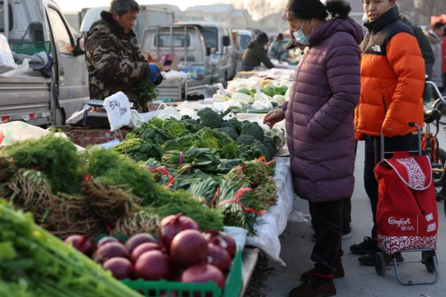 Giá tiêu dùng Trung Quốc giảm mạnh nhất kể từ năm 2009 do nguy cơ giảm phát rình rập nền kinh tế