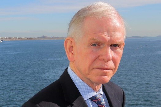 Huyền thoại Jeremy Grantham khuyên NĐT tránh xa chứng khoán Mỹ, cảnh báo bong bóng AI sẽ vỡ tung