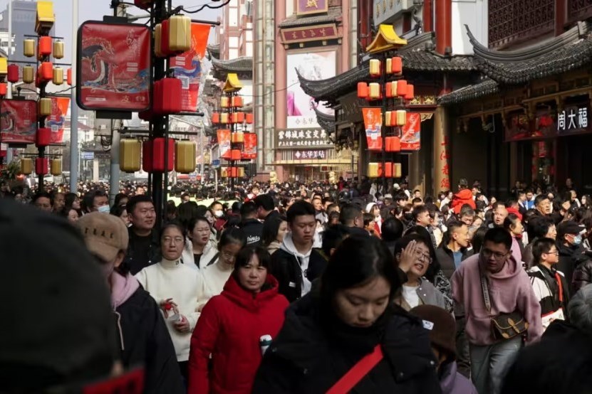 Người dân Trung Quốc không tiếc tiền chi tiêu cho Tết Nguyên đán 2024
