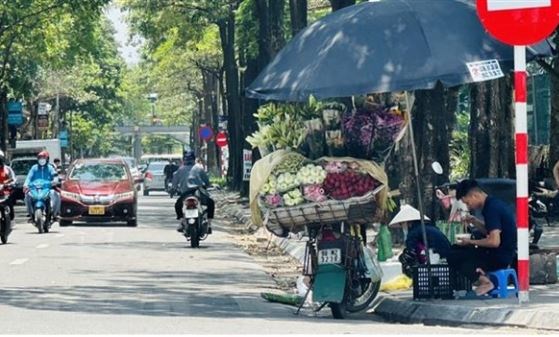 Dự báo thời tiết ngày 17/2/2024: Hà Nội sáng sớm có sương mù, trưa chiều giảm mây trời nắng