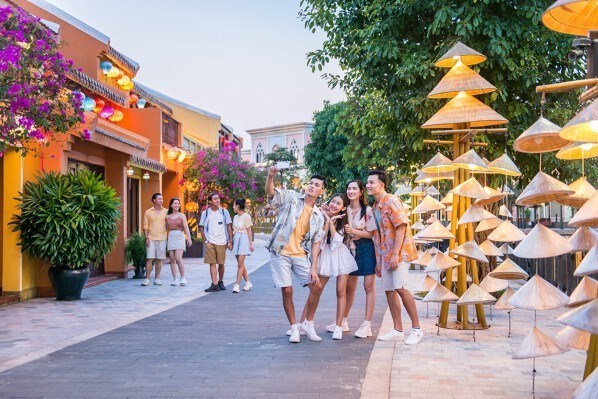 Đón 10,5 triệu lượt khách nội địa dịp Tết Nguyên đán, du lịch đang khởi sắc trở lại