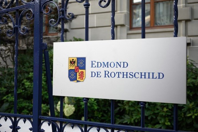 Gia tộc Rothschild tranh giành quyền lực