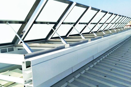 Firsky Việt Nam: Công nghệ giếng trời thông minh cho cuộc sống hiện đại