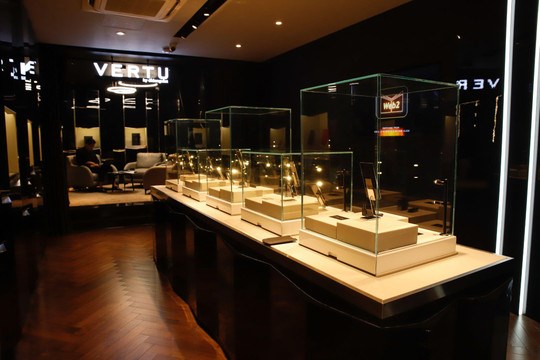 Cắt sóng 2G, những chiếc Vertu đứng trước nguy cơ trở thành “cục gạch”