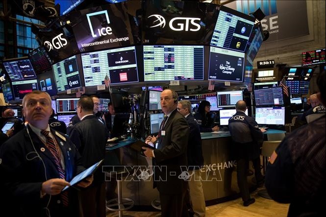 Chứng khoán Mỹ phục hồi bất chấp cổ phiếu nhiều ông lớn đi xuống