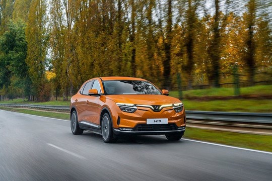 Vinfast ghi nhận doanh thu tăng trưởng mạnh trong năm 2023