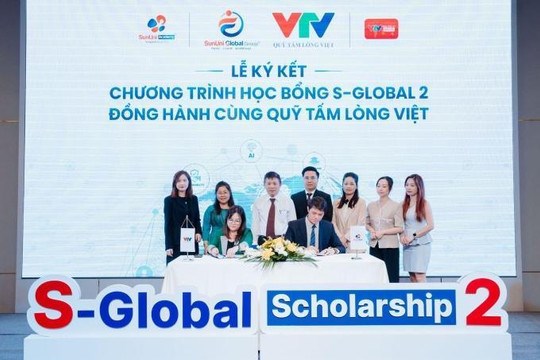 Đánh giá học bổng S-Global 2 hỗ trợ 65% cho chương trình IELTS/Giao tiếp trực tuyến sau 6 tháng