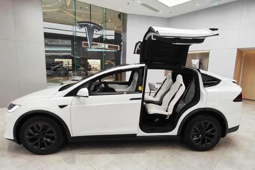 Doanh số Tesla sụt giảm nhiều hơn dự kiến