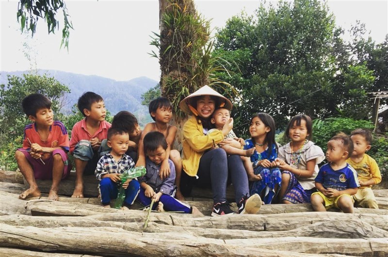 Hưởng ứng lời kêu gọi từ thiện của Chủ tịch UBND huyện nghèo Quan Sơn, Thanh Hóa