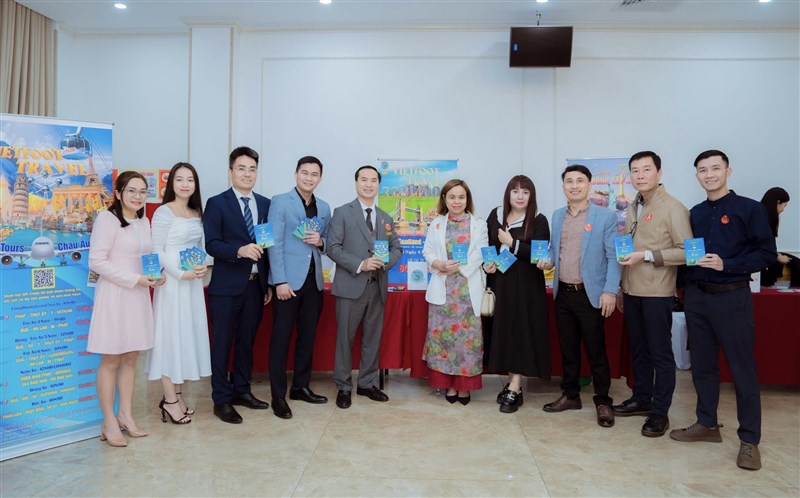 Chi hội Lữ hành Hà Nội (HATA): Lữ hành hội tụ - Xuân thắm niềm vui